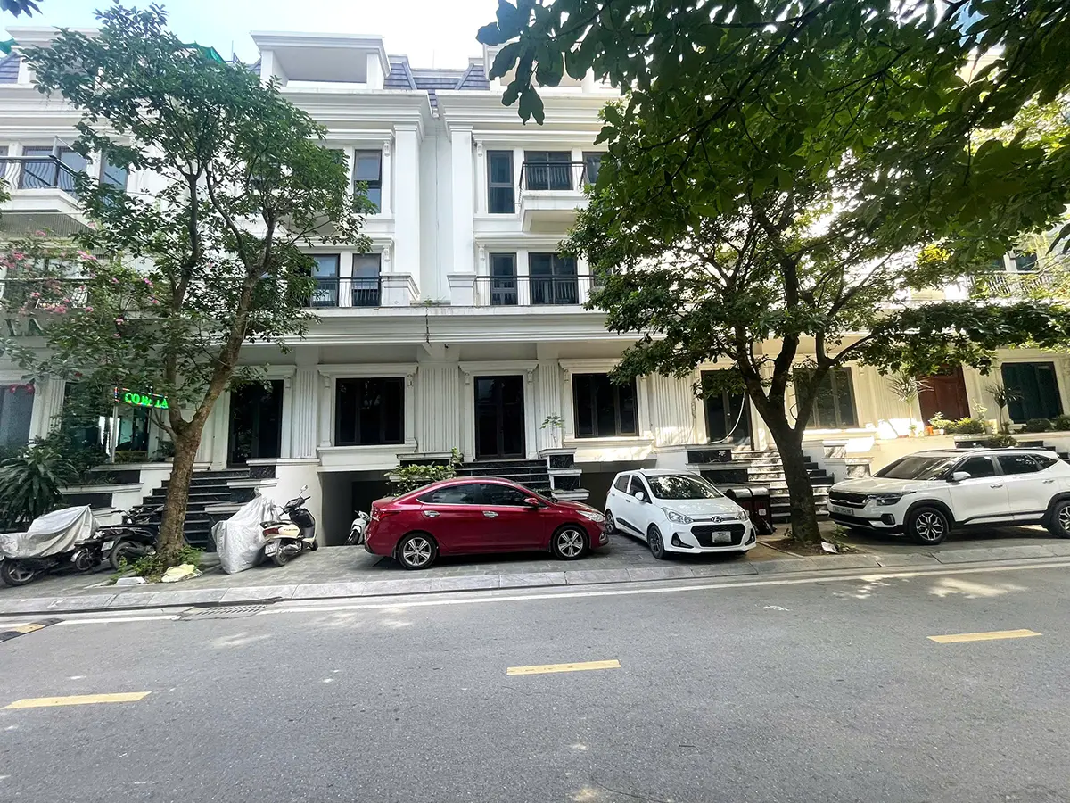 Bán liền kề thương mại Sunshine City Ciputra 150m2, vị trí kinh doanh đẹp, sổ đỏ, Giá Tốt